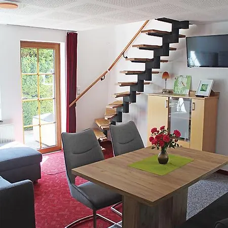 卡乌斯基度假屋 *